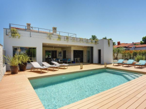 Modern villa with sea view and private pool